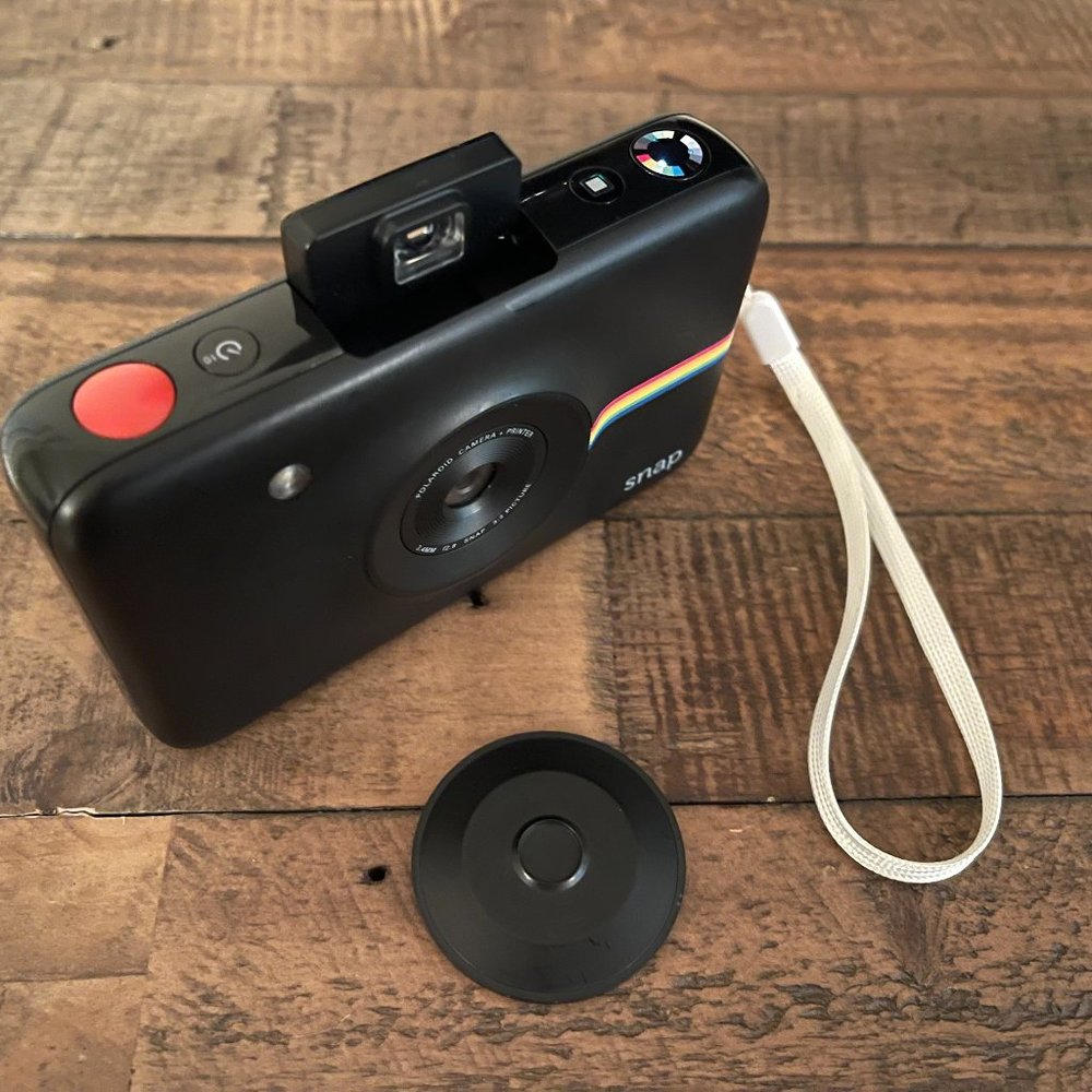 Zink Polaroid Snap Instant Digital Camera - Picture 3 of 7